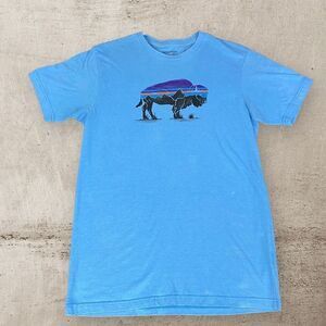 Patagonia T-Shirt Slim Fit Sz M Buffalo Graphic Print‎ Blue Short Sleeve Unisex